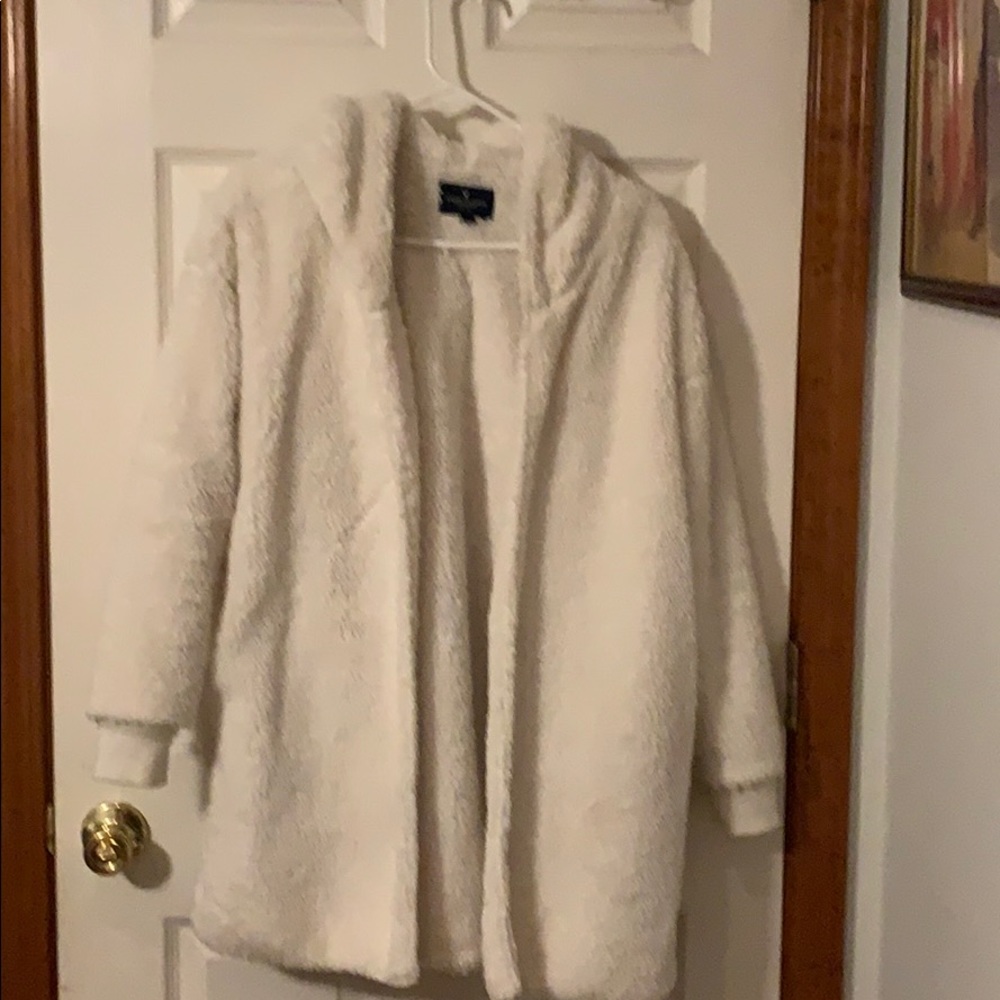 American Eagle White Jacket with hood